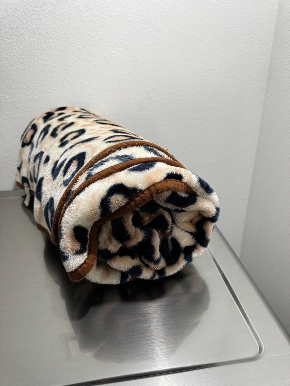N/A large cheetah